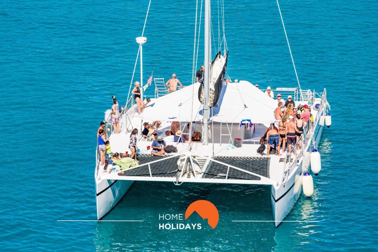 #171 Pateo 2 Flat By Holidays *