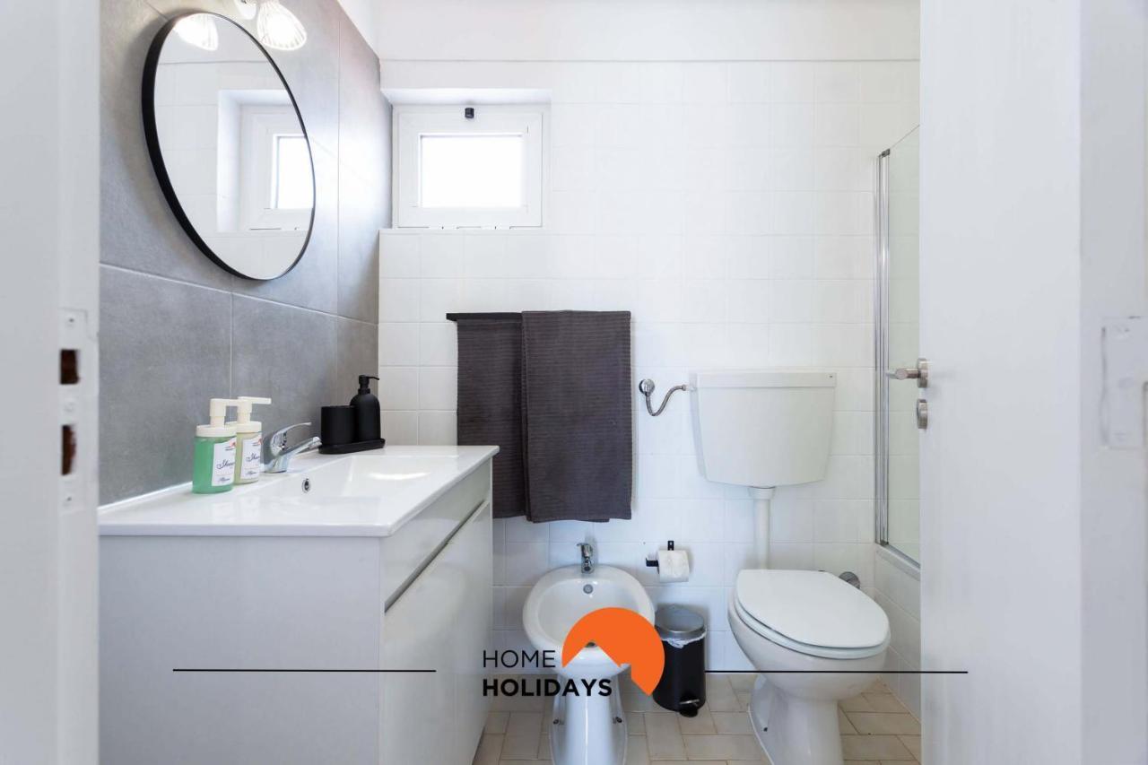 #171 Pateo 2 Flat By Holidays Holiday home *